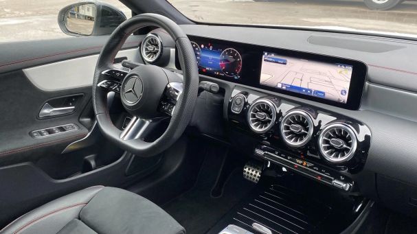 Mercedes-Benz CLA 220 140 kW image number 24