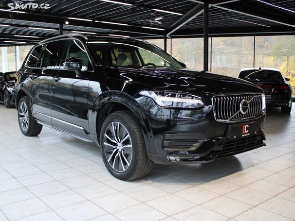 Volvo XC90 B5 AWD Momentum 173 kW image number 2