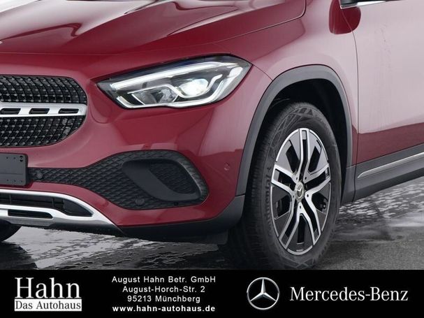 Mercedes-Benz GLA 180 100 kW image number 4