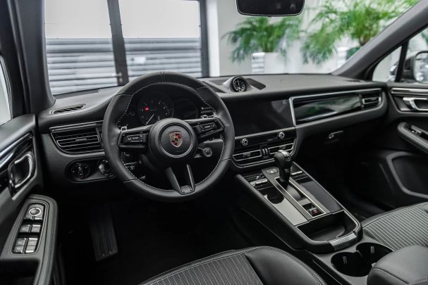 Porsche Macan 195 kW image number 9