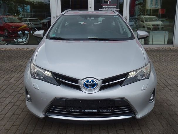 Toyota Auris 100 kW image number 3