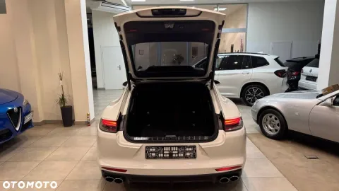Car image 39