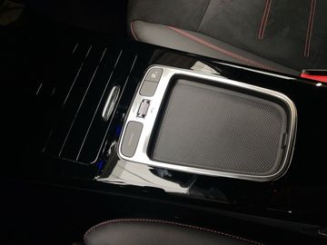 Car image 38