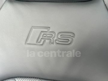 Car image 35