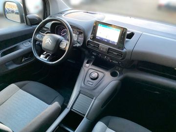 Car image 22