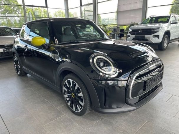 Mini Cooper SE Electric Trim 135 kW image number 2