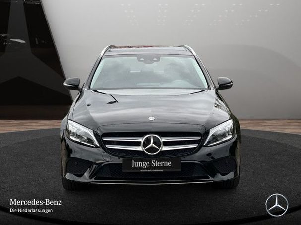 Mercedes-Benz C 300 d T 180 kW image number 4