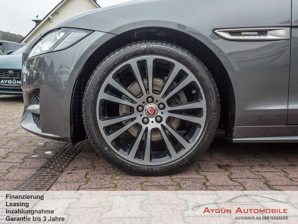 Jaguar XF Sportbrake 20d 132 kW image number 16