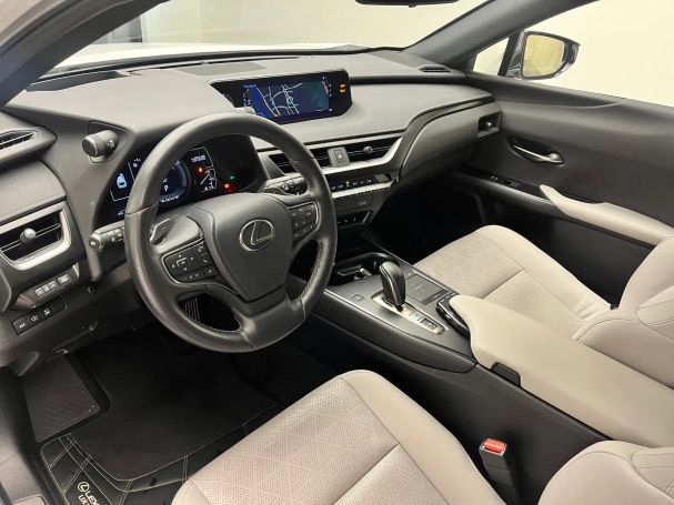 Lexus UX 300e 150 kW image number 5