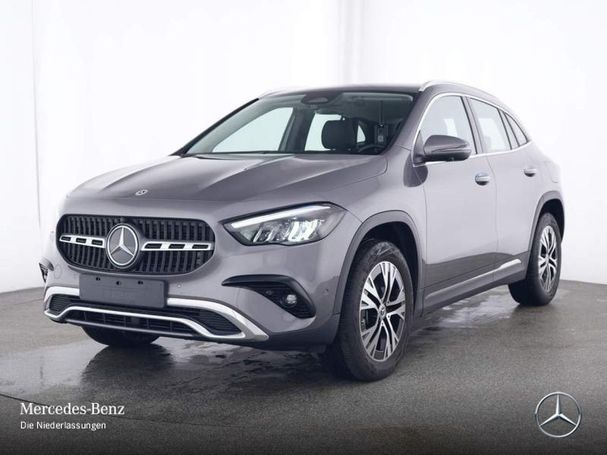 Mercedes-Benz GLA 180 100 kW image number 1