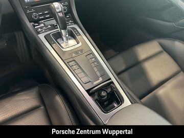 Car image 29