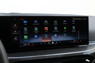 Car image 49
