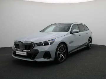 Car image 32