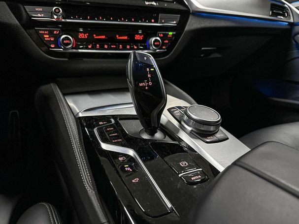 BMW 530 e 215 kW image number 12