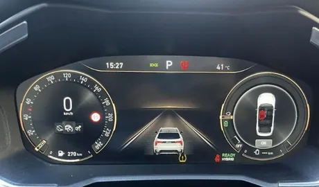 Car image 5