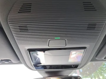 Car image 28