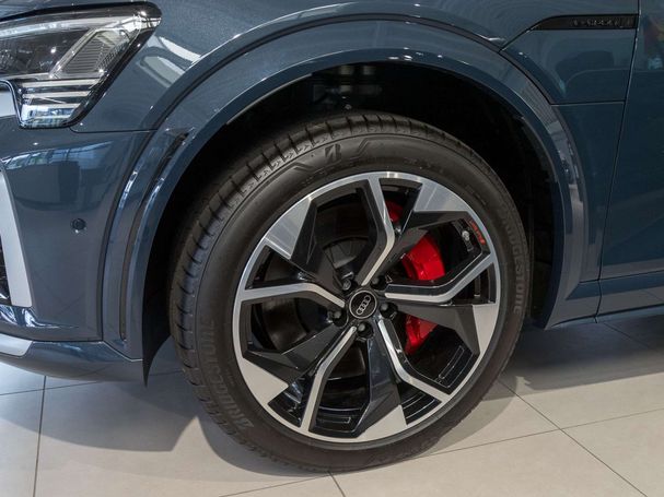 Audi SQ8 e-tron 370 kW image number 7