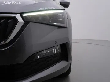 Car image 32