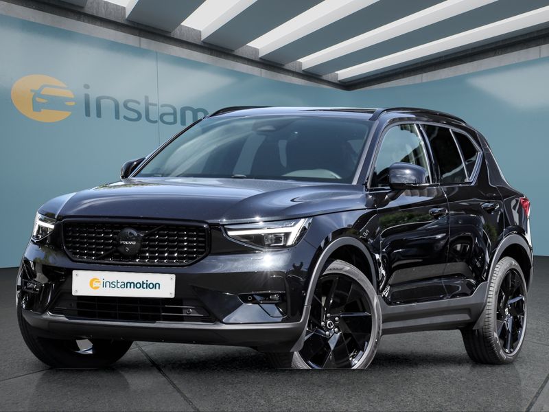 Volvo XC40 B4 Plus Black
