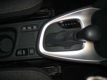 Car image 15