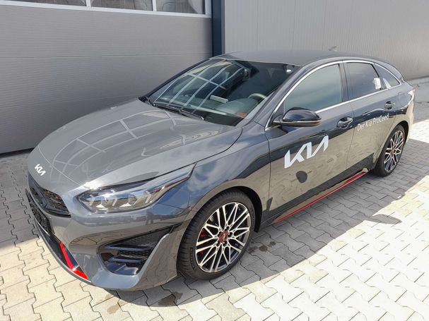 Kia ProCeed GT 150 kW image number 1