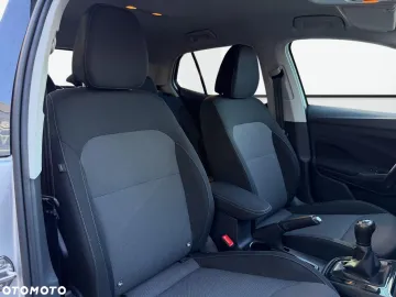Car image 38