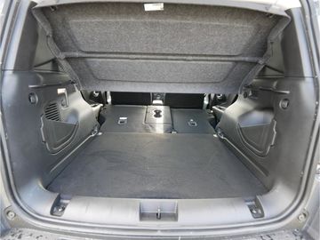 Car image 37