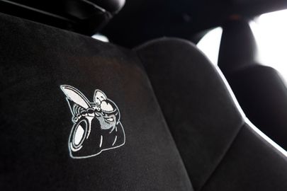 Car image 21