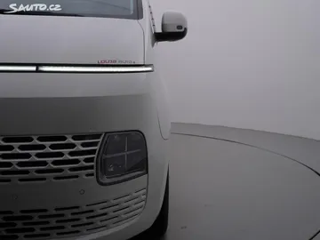 Car image 31
