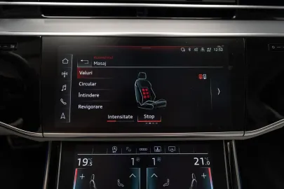Car image 40