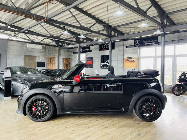 Mini John Cooper Works Cabrio 155 kW image number 3