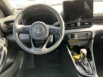 Car image 7