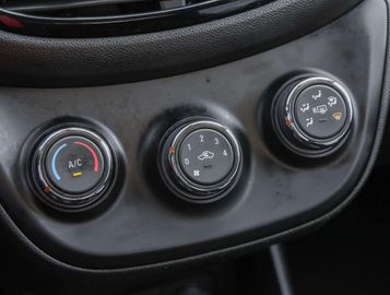 Car image 31