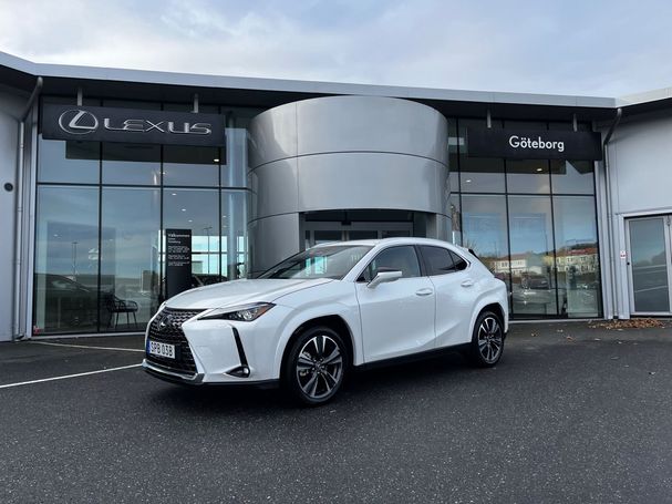 Lexus UX 300h F E-FOUR 146 kW image number 1