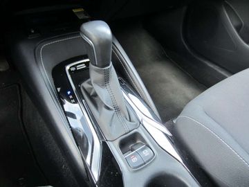 Car image 13