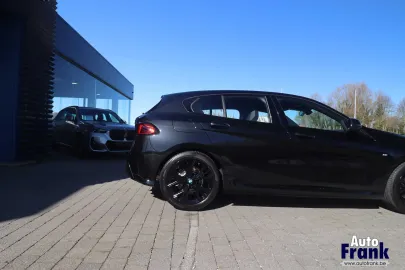 Car image 41
