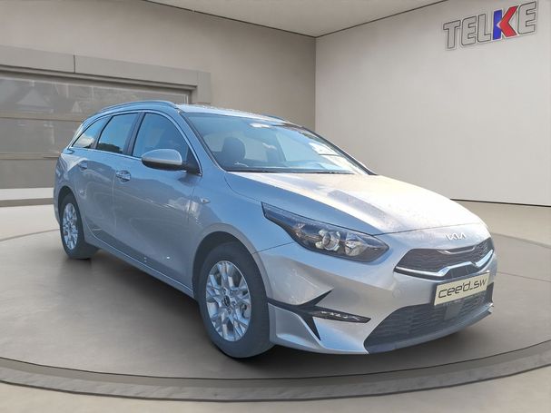 Kia Ceed 1.5 DCT7 103 kW image number 2