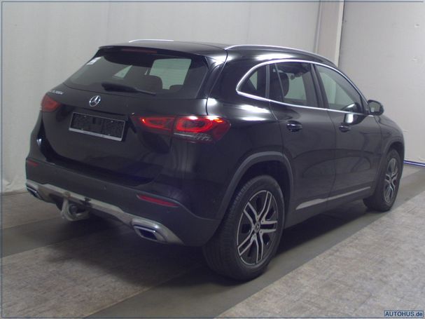 Mercedes-Benz GLA 200 110 kW image number 3