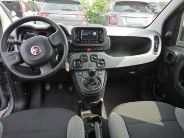 Car image 9