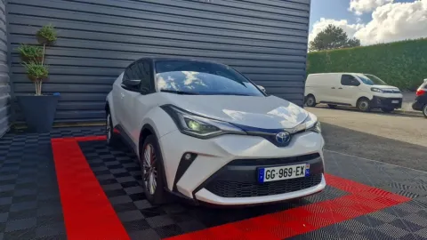 Car image 1