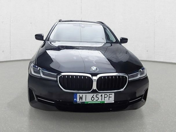 BMW 520i 135 kW image number 3