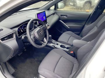 Car image 12