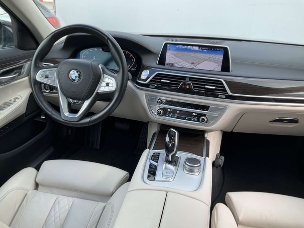 BMW 730d xDrive 196 kW image number 37