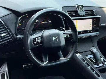 Car image 42