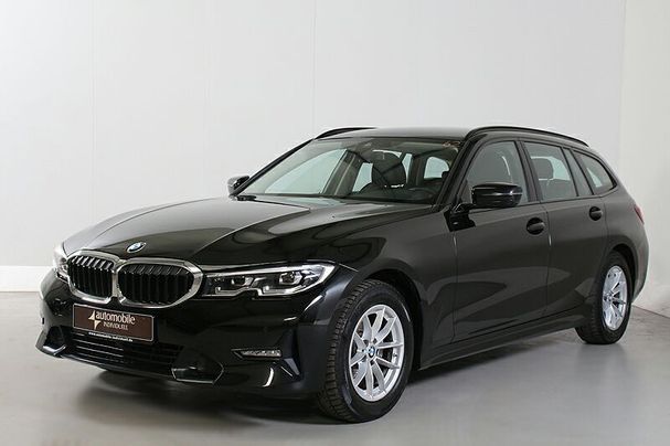 BMW 320d Touring Sport Line 140 kW image number 1