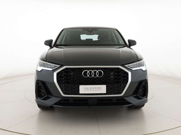 Audi Q3 45 TFSIe S tronic Sportback Business 180 kW image number 2