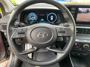 Car image 24