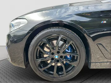 Car image 41