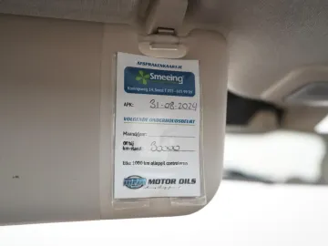 Car image 33