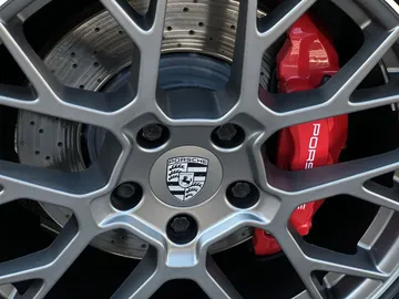 Car image 27